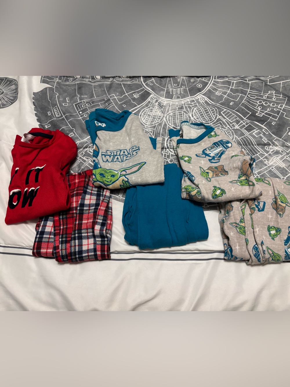 Kids Pajama Sets - Size 8 - 3 Pairs Star Wars Baby Yoda Teal and Gray Pajama Set